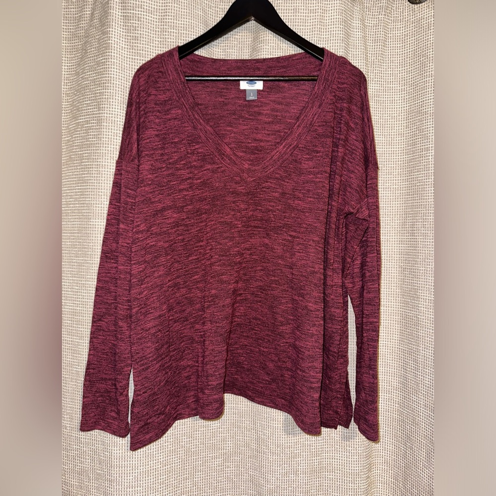 Old navy long sleeve shirt